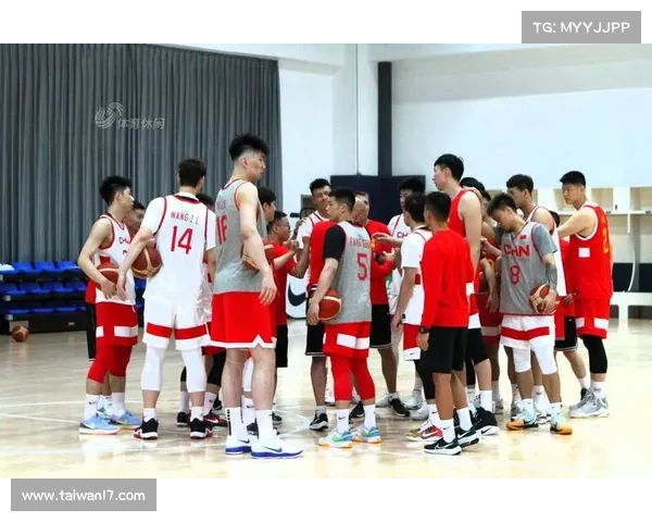 中国男篮归化球员李凯尔续约前景明朗 未来可助力球队实力提升 中国男篮归化球员李凯尔续约前景明朗 未来可助力球队实力提升