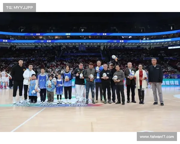 北京首钢篮球文化季启幕 球衣历史展引发热议与回顾 北京首钢篮球文化季启幕 球衣历史展引发热议与回顾