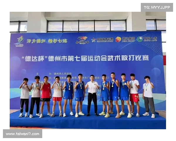 武术世运首秀落户成都 高新区体育馆散打擂台搭建完成迎战8月8日